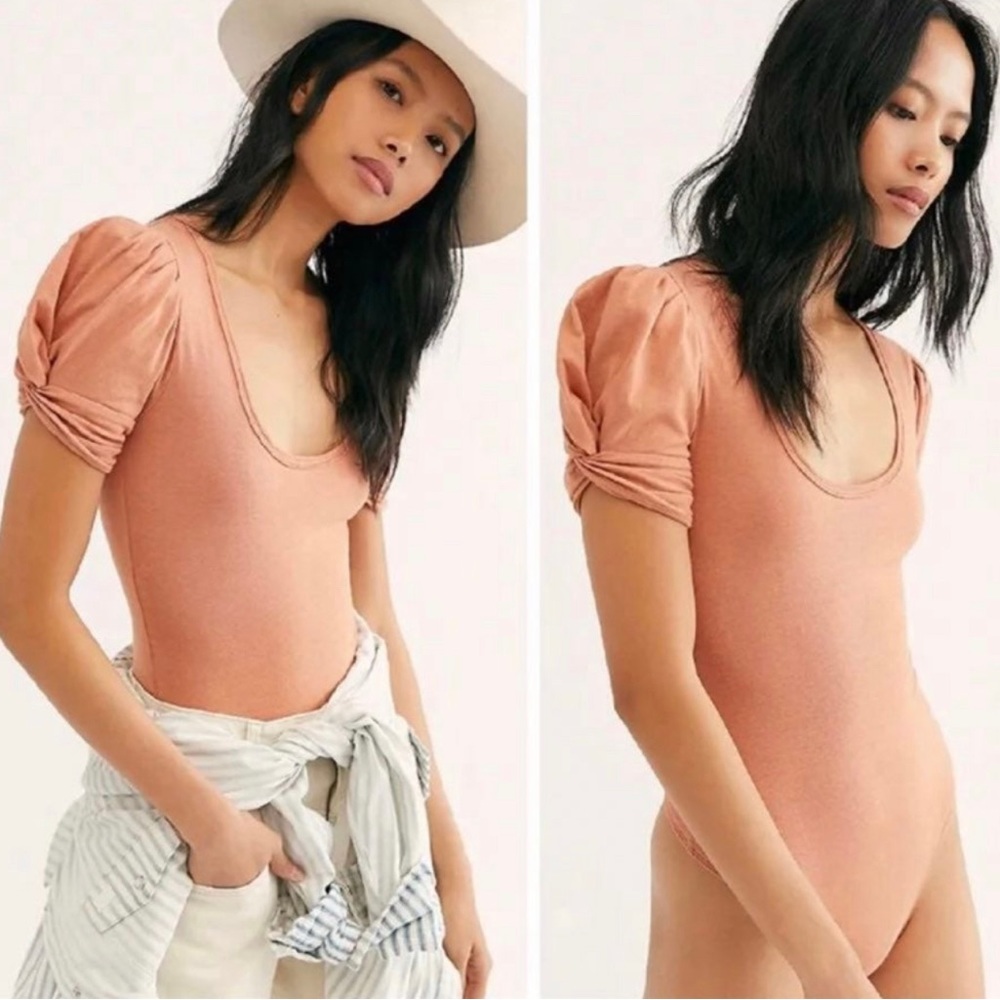 NWT Size XS Free People Ava Puff Sleeve Body Suit Apricot Light Orange